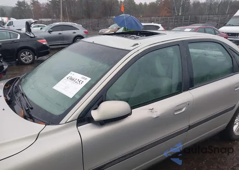 2001 Volvo S80 2.9 from USA, damaged, VIN YV1TS94D211206032